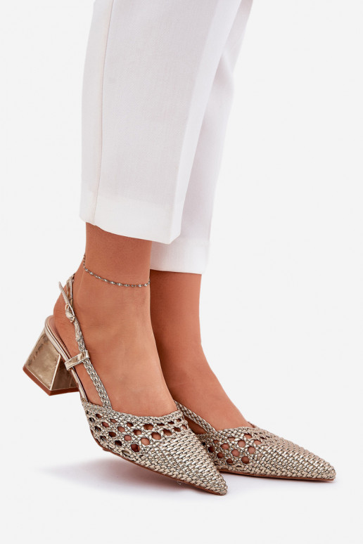sandaalid kõrge jämeda kontsaga Koos punutisega I Szpiczastymi Noskami Kuldset värvi Resterri