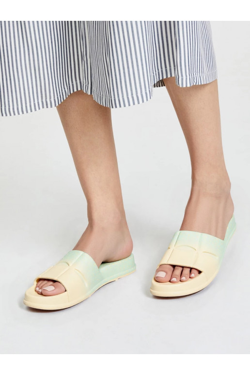 Naiselik Sussid ESTRELLA MINT-CREAM