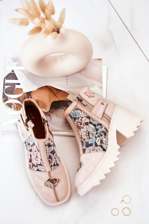 Naiste poolsaapad beeži värvi