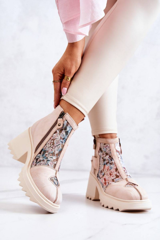 Naiste poolsaapad beeži värvi