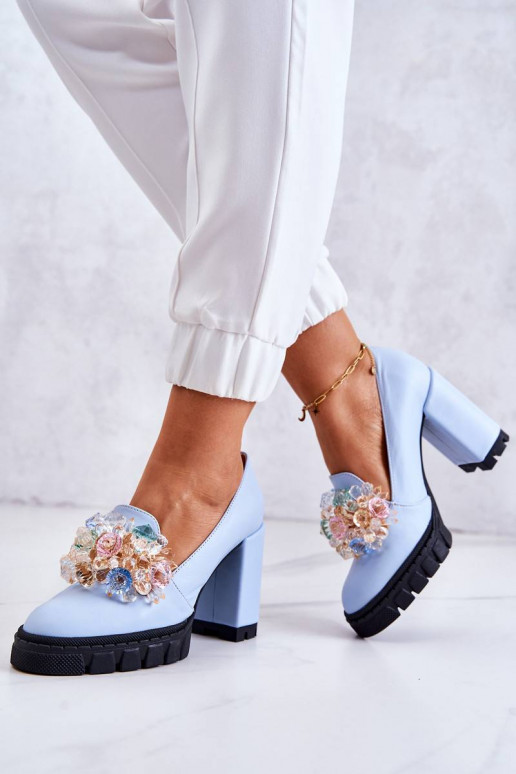 Elegantsed kingad kaunistustega...