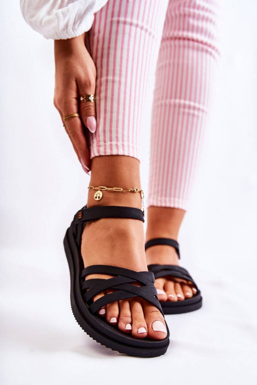 Naistesandaalid krõpsudega kinnitatav...