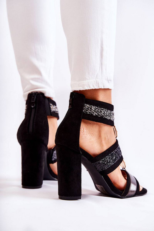 Naistesandaalid kõrge jämeda kontsaga...