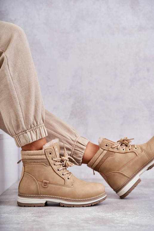 voodriga Naiste poolsaapad jalanõud...