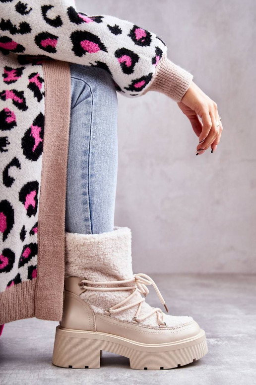 Naiste poolsaapad nööpidega...