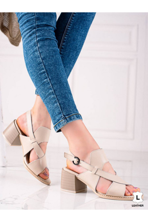 Naturaalsest nahast sandaalid kõrge...