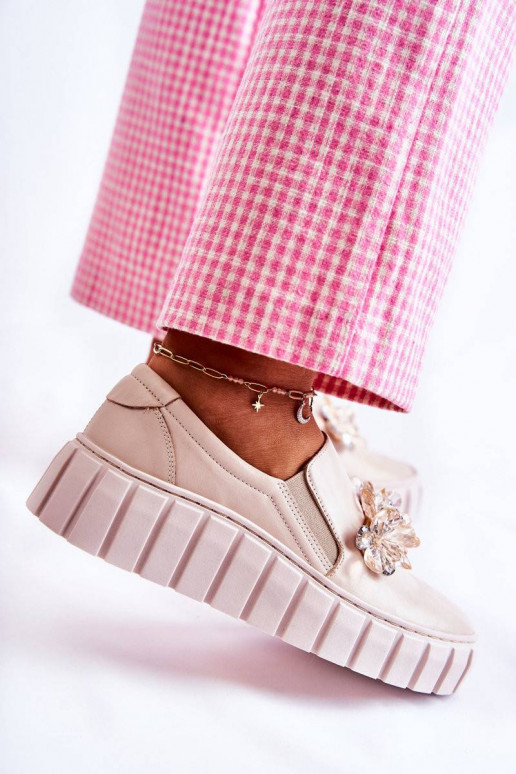 Stiilsed spordijalatsid naturaalsest...