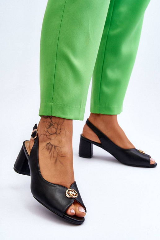 Moekad Naistesandaalid kõrge jämeda...