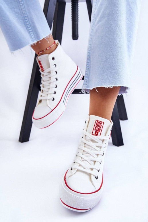 Riidest vabaaja jalanõud platvormiga...