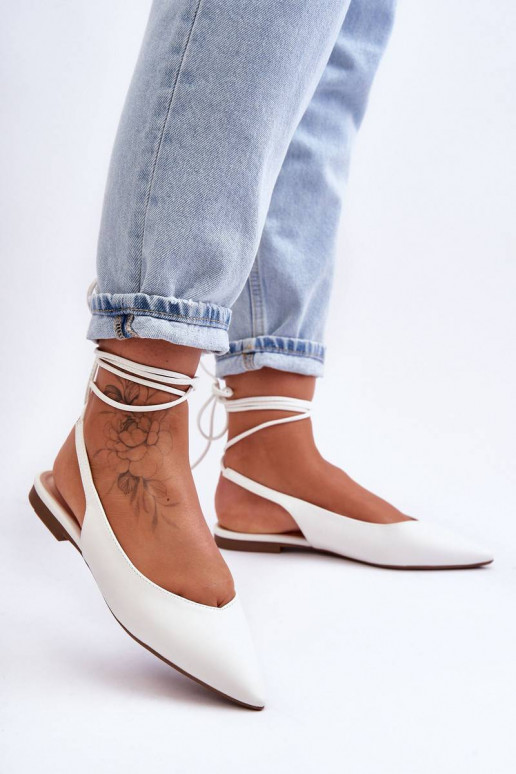 lipsudega baleriinad valget värvi...