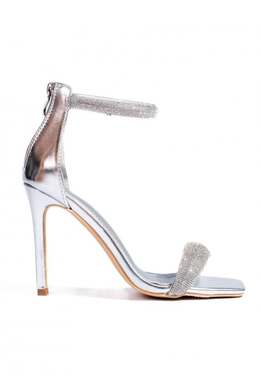 Elegantsed kingad Shelovet