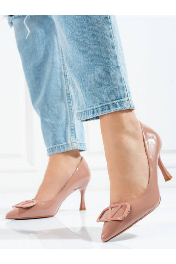 Kõrge kontsaga kingad...