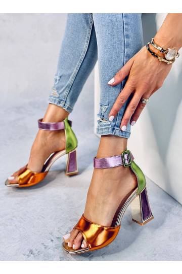 sandaalid kontsaga...