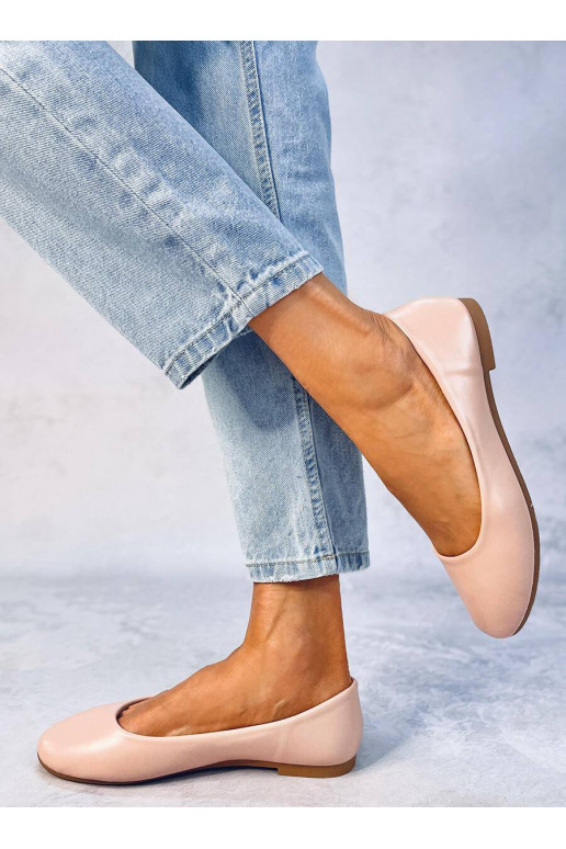 Nahast sisetallaga baleriinikingad...