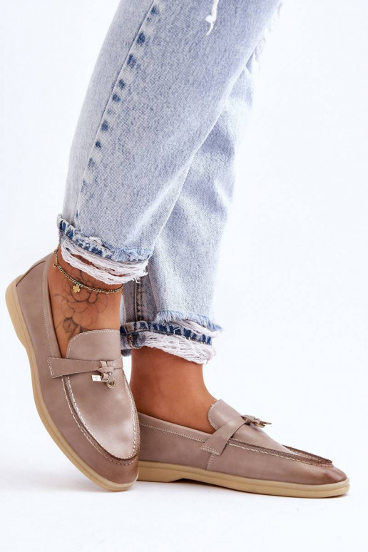 Klassikalise mudeli naiste...