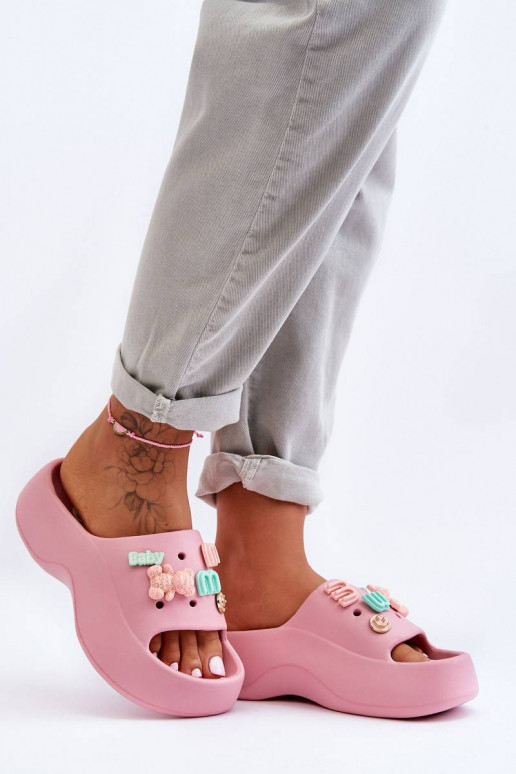 Miękkie Kerged sussid Tumeroosad...