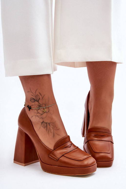 Kingad pruunid värvi Alisa