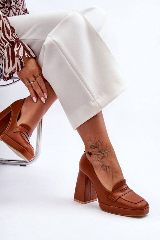 Kingad pruunid värvi Alisa