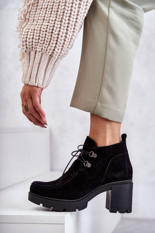 Seemisnakhsed Naiste poolsaapad...