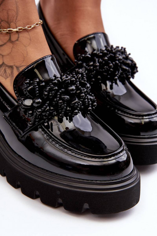 Naistesaapad kaunistustega mustad...