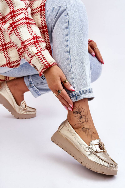 Mokassiinid platvormiga kaunistustega...