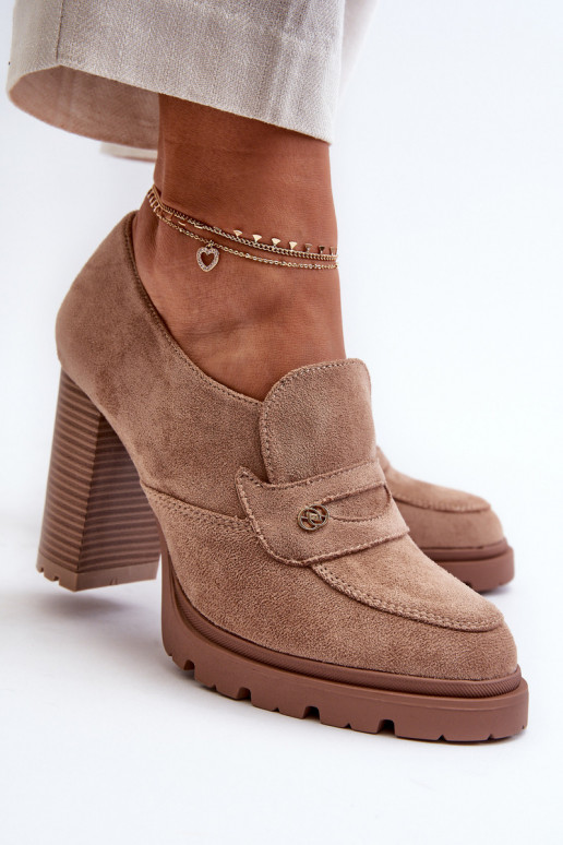 Jalatsid owe kõrge jämeda kontsaga...