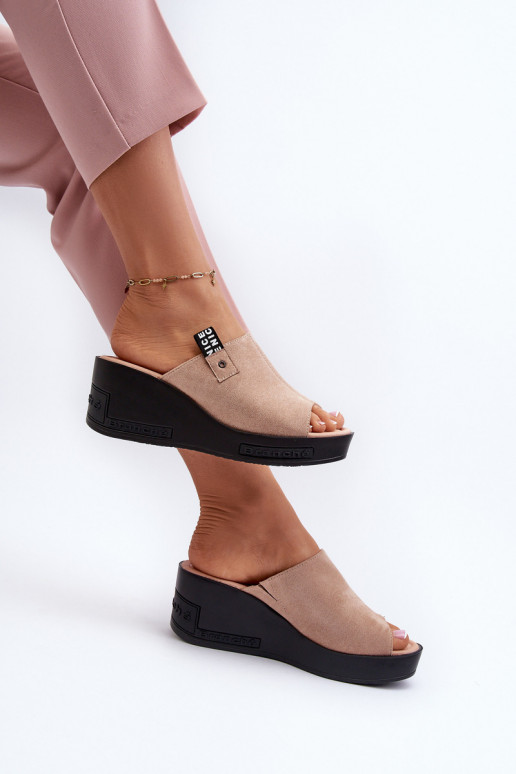 Naiste plätud beeži värvi Vleni