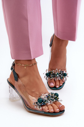 Sandaalid Külgedelt...