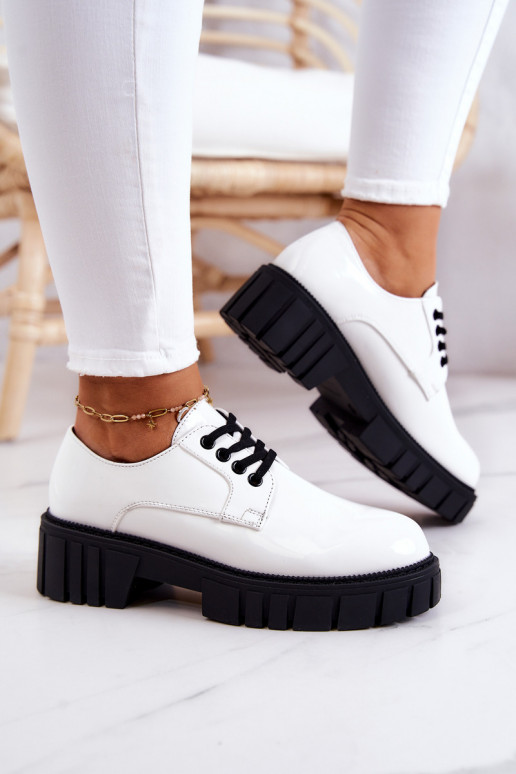 Moekad laque jalatsid La.Fi valget...