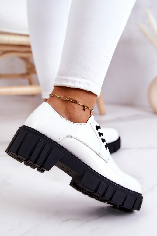 Moekad laque jalatsid La.Fi valget...