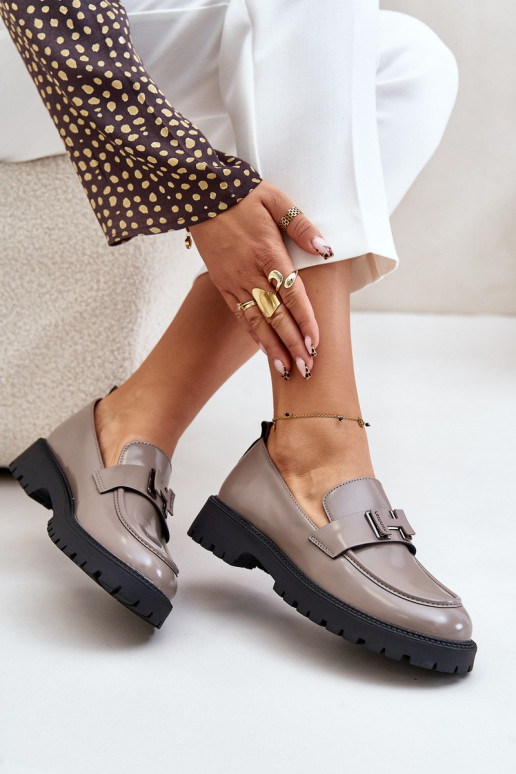 Naiste patenteeritud loafers Vinceza...