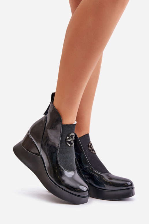 Lakitud saapad, soojustatud Vinceza...