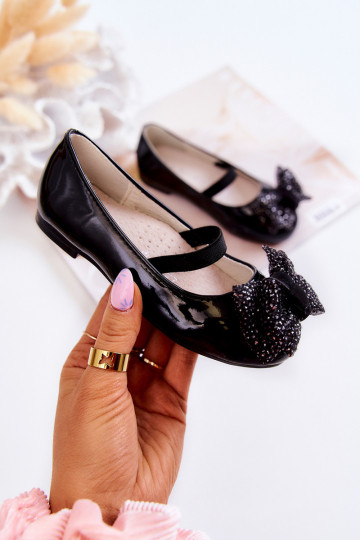 Naiste kingad lipsudega...