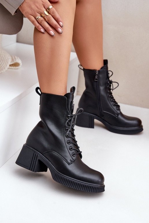 Vinceza MUSTA LOODUSLIKUST NAHAST...