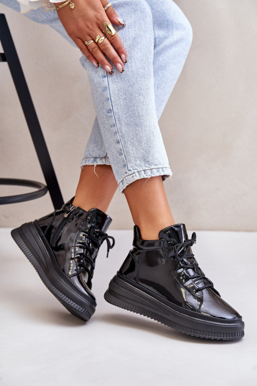 Artiker MUSTA LOODUSLIKUST NAHAST...