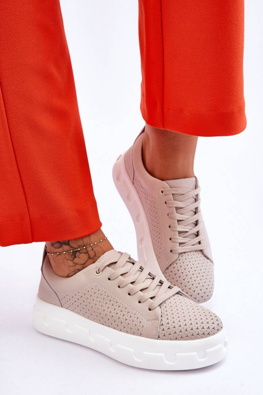 Spordijalatsid platvormiga beeži...