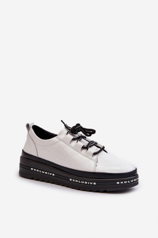 Valged platvormiga sneakers läikeefektiga, S.Barski LR592B