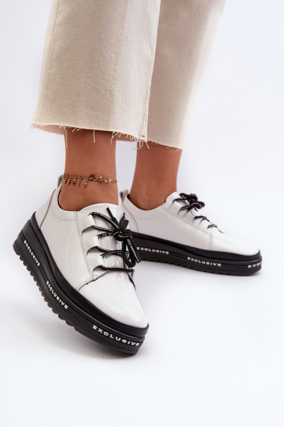 Valged platvormiga sneakers läikeefektiga, S.Barski LR592B