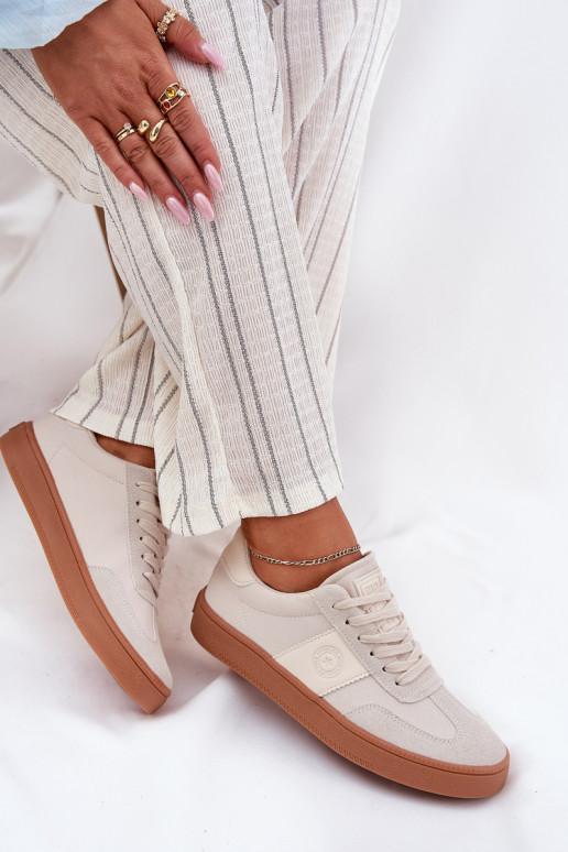 Beeži värvi spordistiilis naiste...