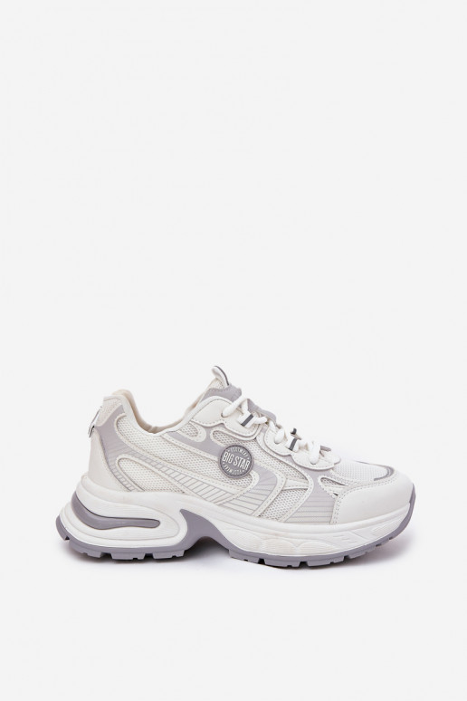 Valged naiste spordistiilis kingad...