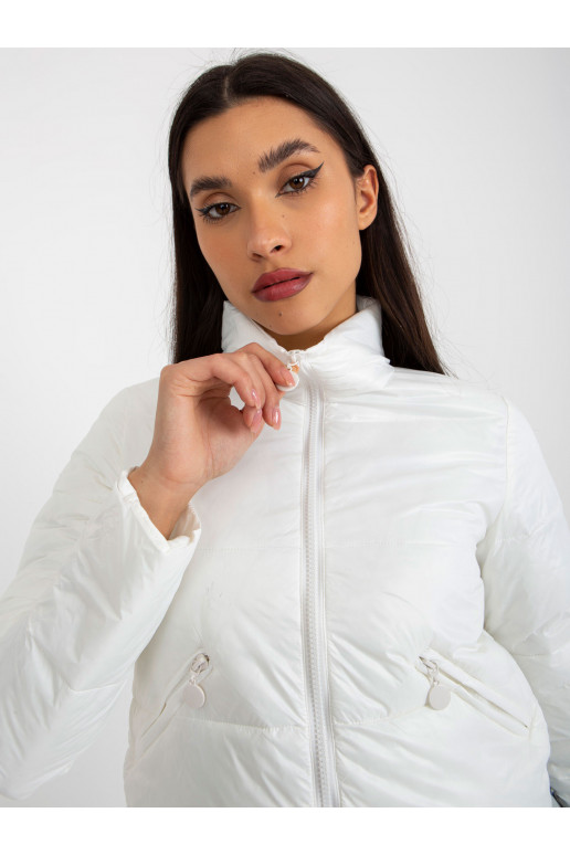 Ecru lühike taskutega tepitud jakk