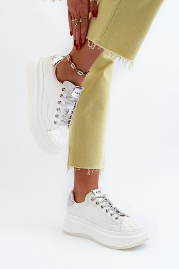 Nahk Sneakers tüüpi jalanõud Naiselik platvormiga GOE NN2N4033 valget värvi