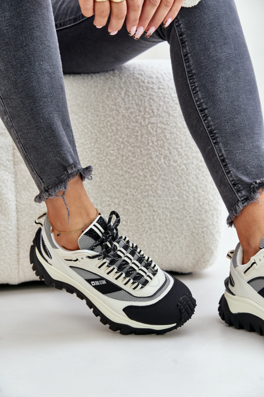 Nahk Sneakers tüüpi jalanõud Naiselik platvormiga Big Star OO274A220 HI-POLY SYSTEM Valget-mustad
