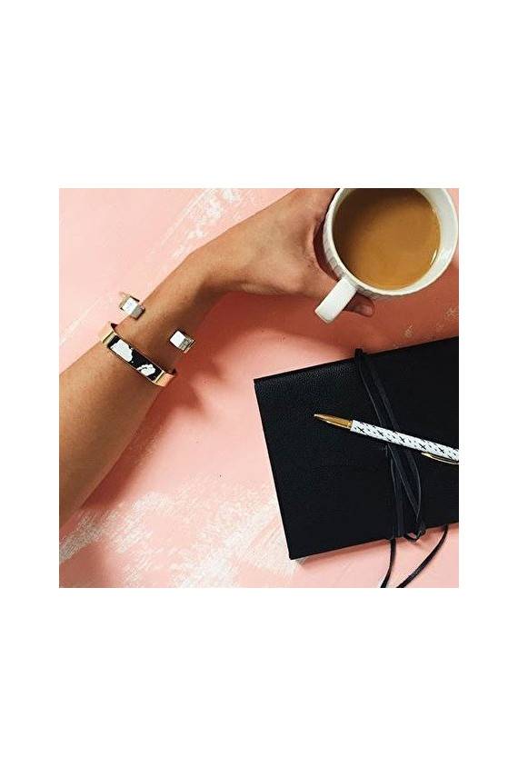 KÄEVÕRU "Minimalist White Marble Cuff Bracelet"