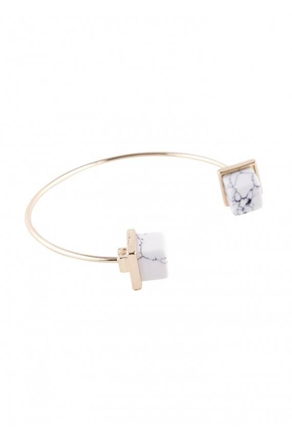 KÄEVÕRU "Minimalist White Marble Cuff Bracelet"