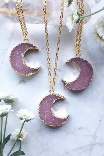 KAELAEHE "Magic Pink Moon"