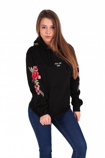 Black Jumper kohalik tüdrukute gäng