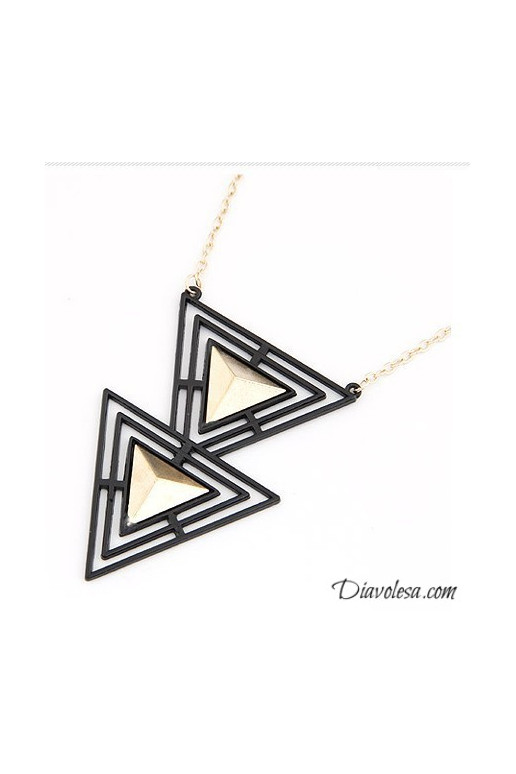 KAELAEHE "Triangle" KAELAEHE "Triangle"