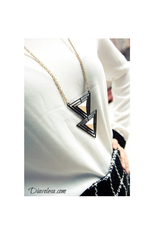 KAELAEHE "Triangle" KAELAEHE "Triangle"