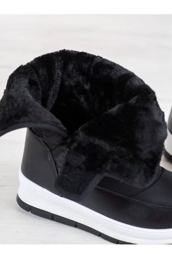 Mustad nööpidega lumesaapad krõpsudega kinnitatav 